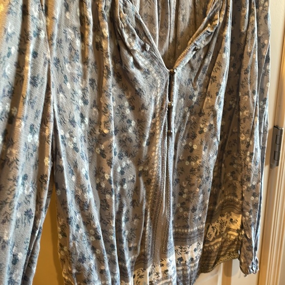 Lucky Brand Top - Picture 4 of 5